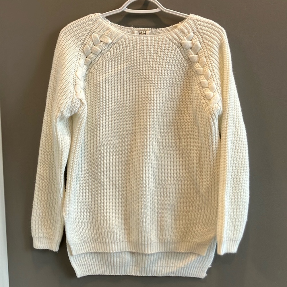 PPLA Women’s White Sweater Size Small